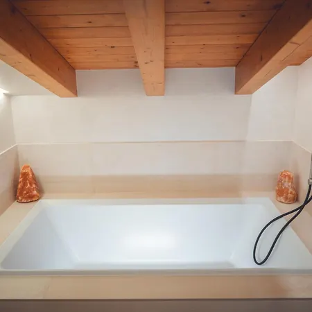 La Pertica Alloggio per agriturismo Costermano