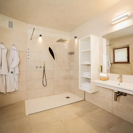 Alloggio per agriturismo La Pertica *