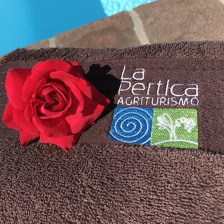 Alloggio per agriturismo La Pertica *