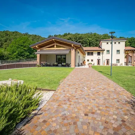 La Pertica Alloggio per agriturismo *